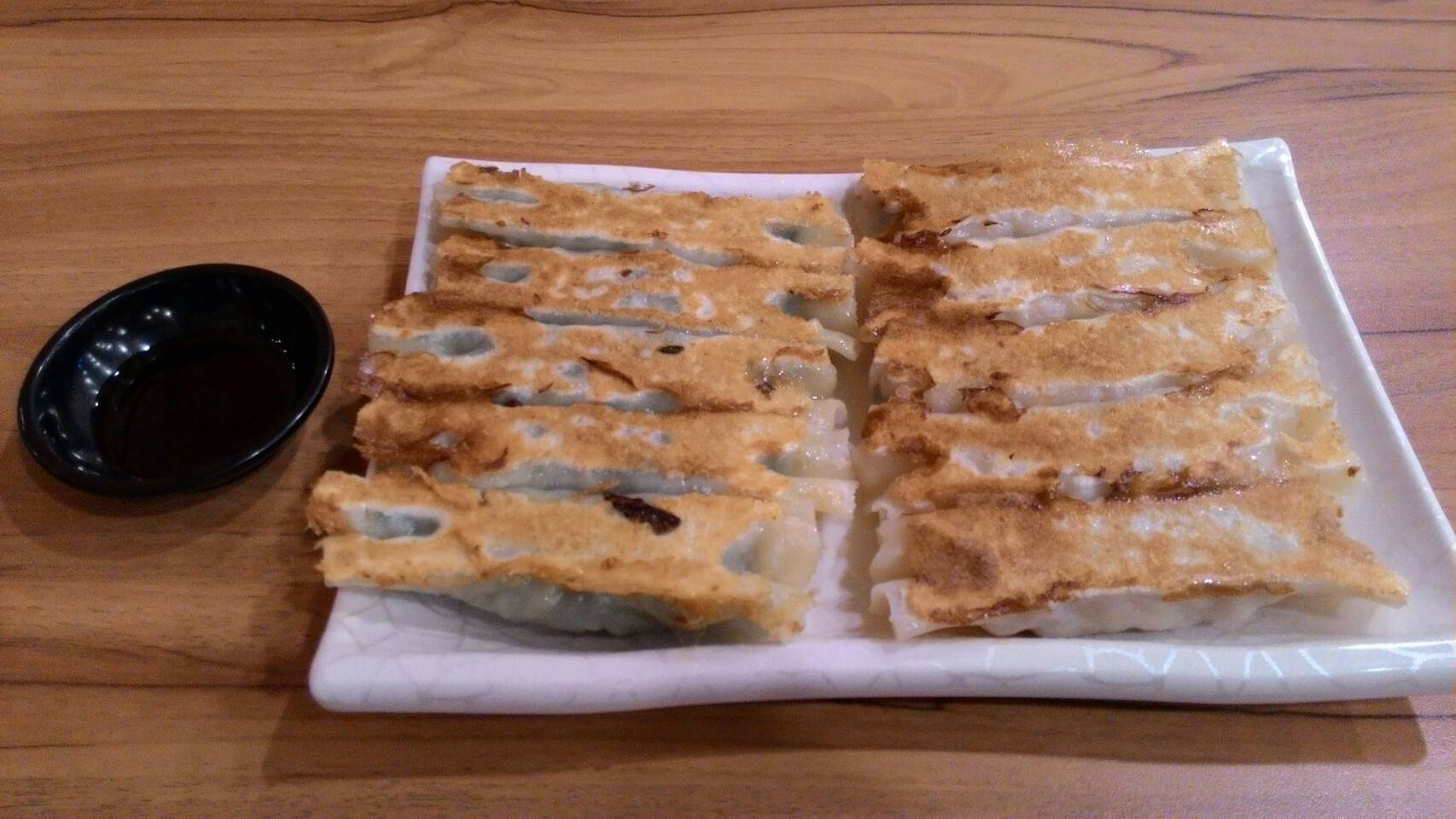 餃子・水餃子専門店 ”八方雲集”