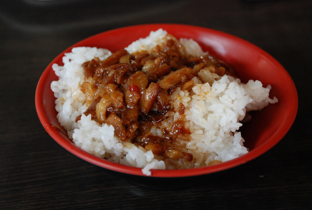 魯肉飯(ルーローファン)