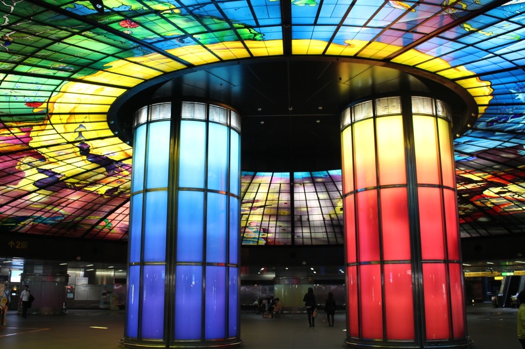 美麗島駅(美麗島站/メイリータオ)